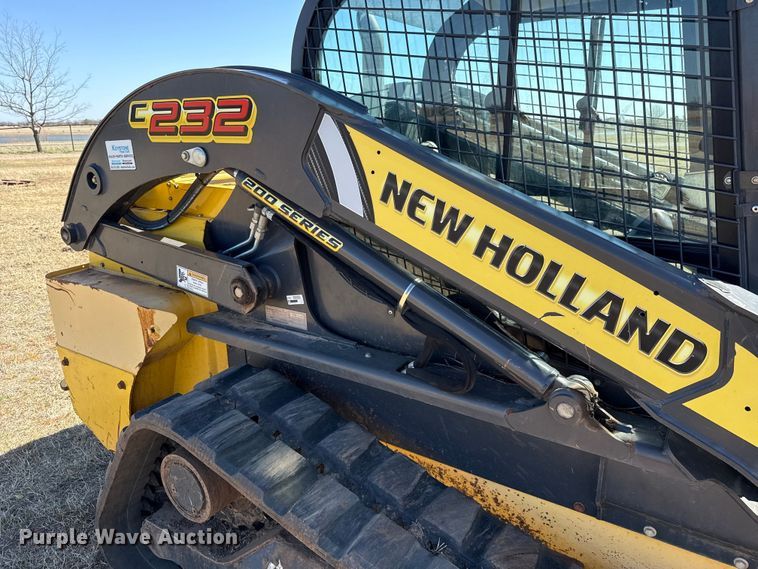 image for item ES5955 2017 New Holland C232 tracked skid steer loader