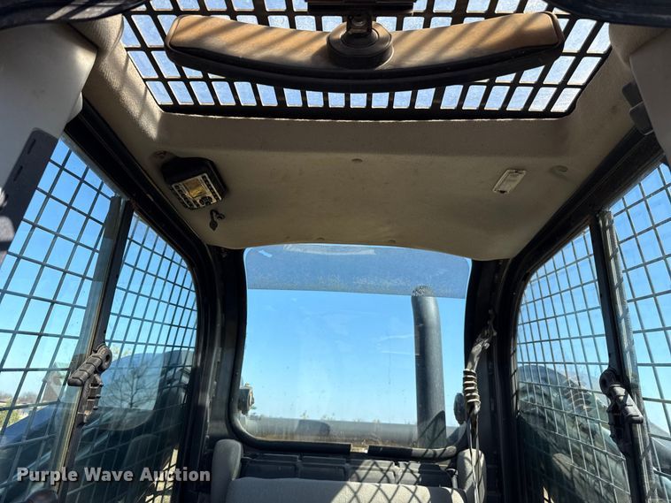 image for item ES5955 2017 New Holland C232 tracked skid steer loader