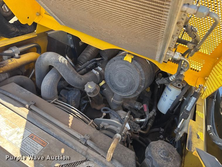 image for item ES5955 2017 New Holland C232 tracked skid steer loader