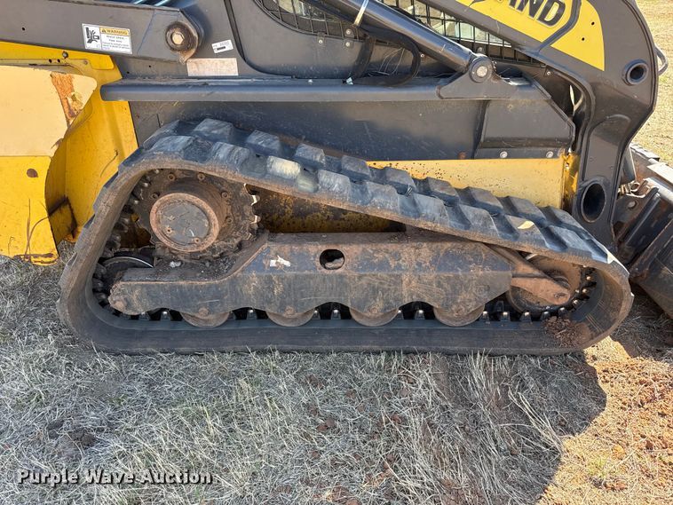 image for item ES5955 2017 New Holland C232 tracked skid steer loader