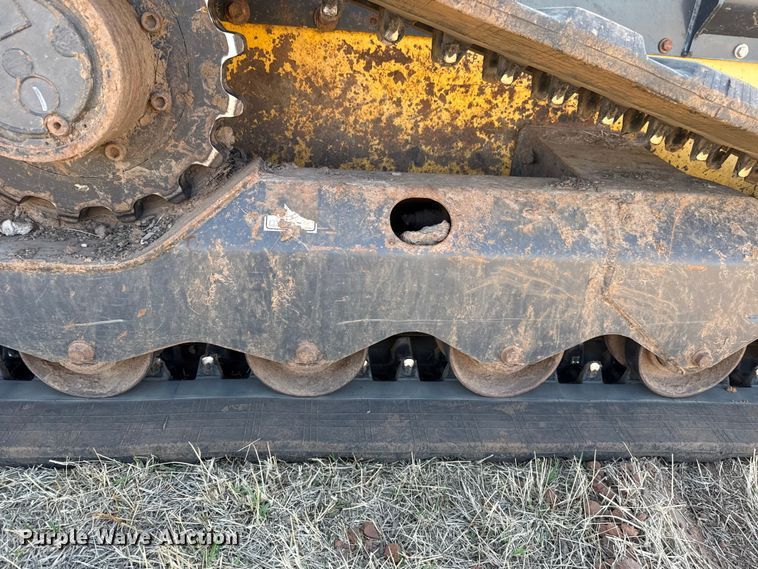 image for item ES5955 2017 New Holland C232 tracked skid steer loader