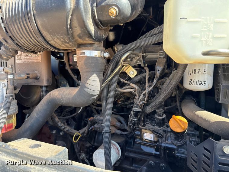 image for item ES5957 2021 Yanmar SV40 mini excavator