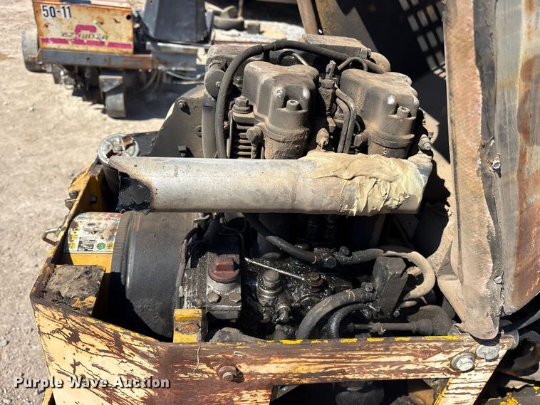 image for item ES8560 2000 Rammax P33/24 HMR trench compactor