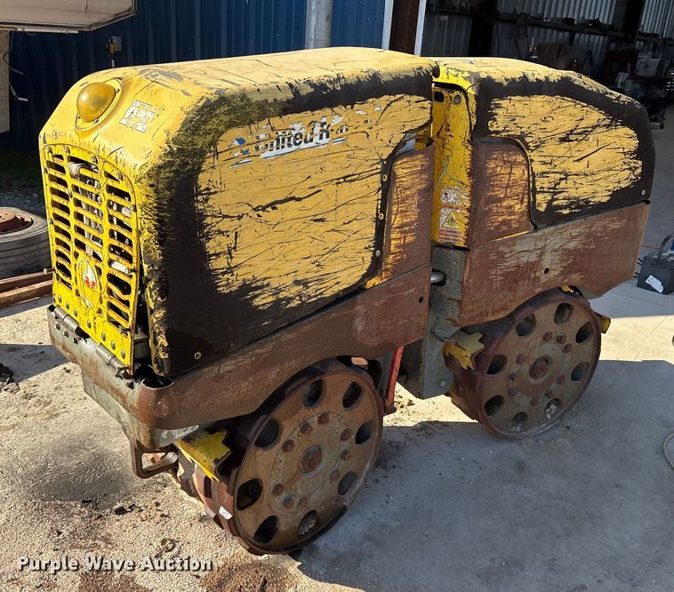 image for item ES8568 2016 Wacker Neuson trench compactor