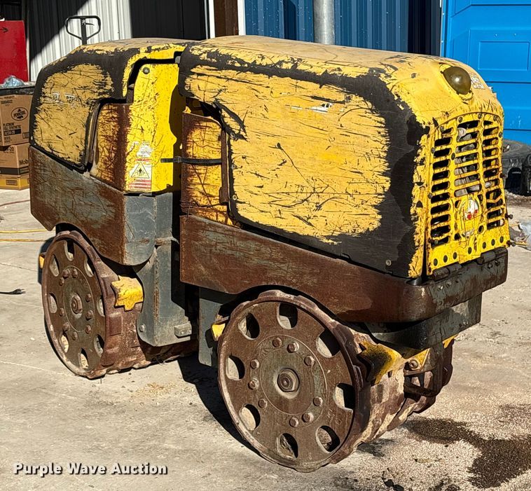 image for item ES8568 2016 Wacker Neuson trench compactor