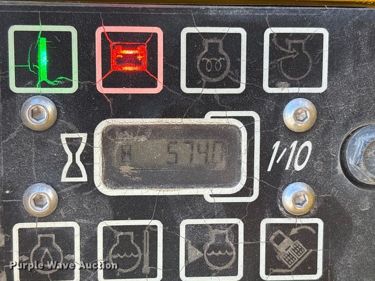 image for item ES8568 2016 Wacker Neuson trench compactor