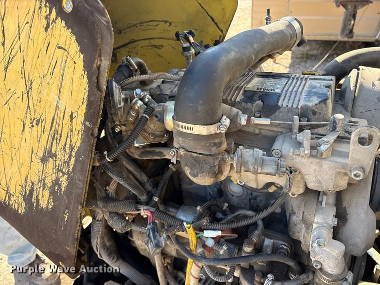 image for item ES8568 2016 Wacker Neuson trench compactor