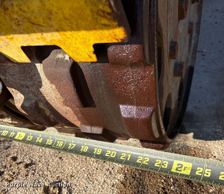 image for item ES8568 2016 Wacker Neuson trench compactor