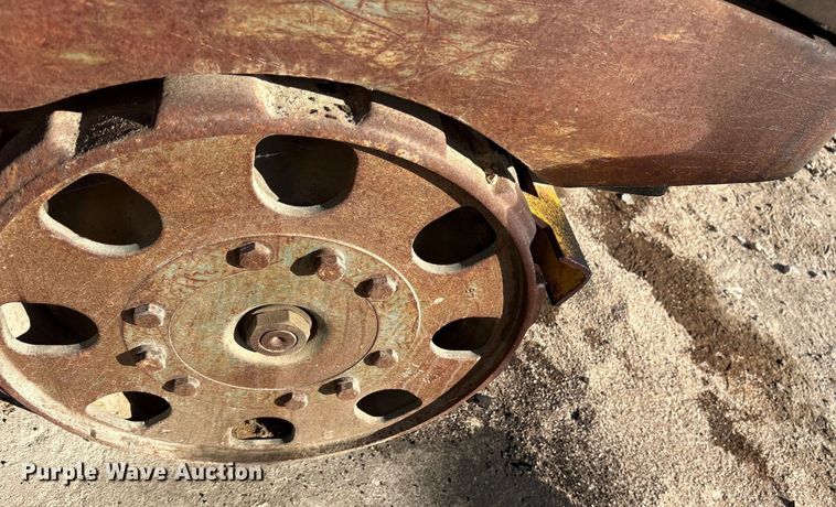 image for item ES8568 2016 Wacker Neuson trench compactor