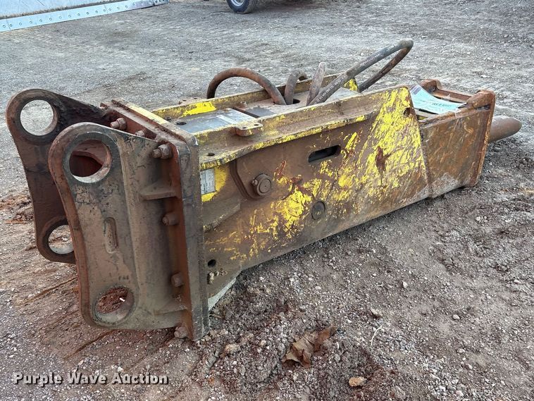 image for item ES8622 Stanley MBX308 breaker