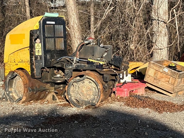 image for item ES8623 2016 Rammax 1575 trench compactor