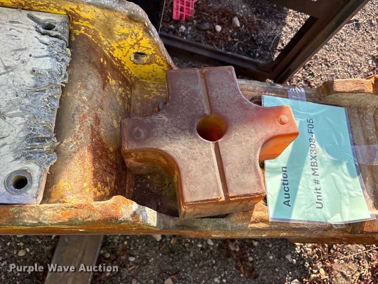 image for item ES8624 Stanley MBX308 breaker