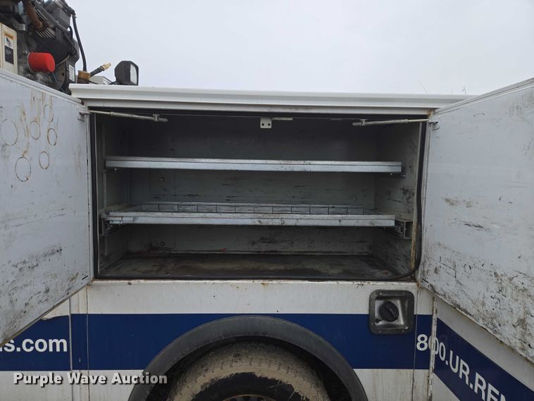 image for item ET1414 2019 Ford F550 Super Duty utility / service truck