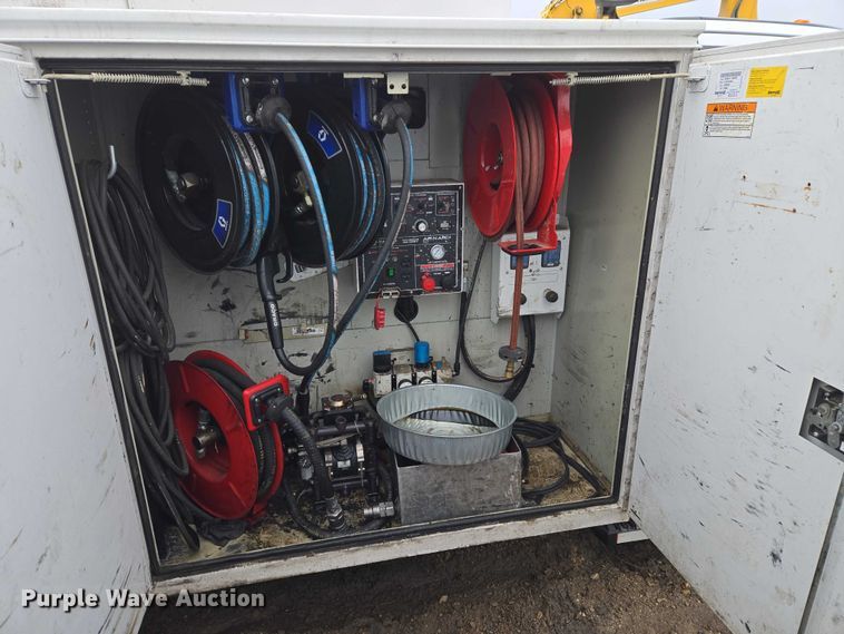 image for item ET1414 2019 Ford F550 Super Duty utility / service truck