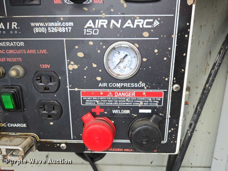 image for item ET1414 2019 Ford F550 Super Duty utility / service truck