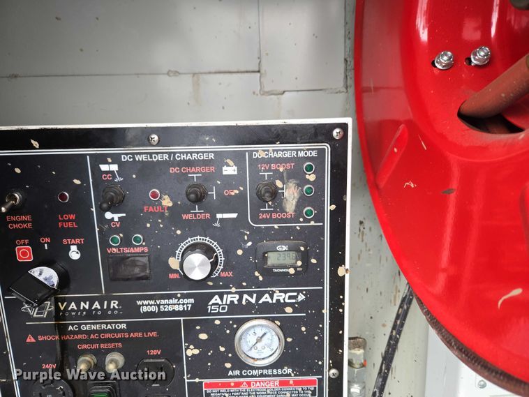 image for item ET1414 2019 Ford F550 Super Duty utility / service truck