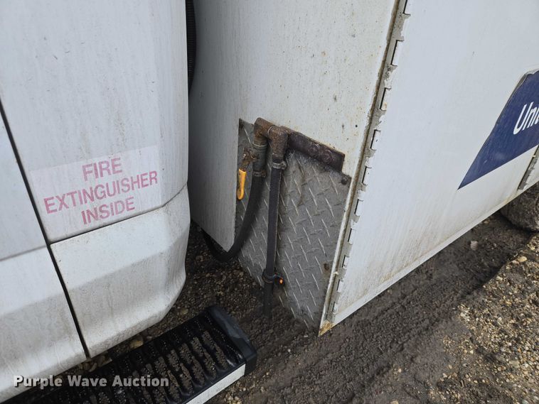 image for item ET1414 2019 Ford F550 Super Duty utility / service truck