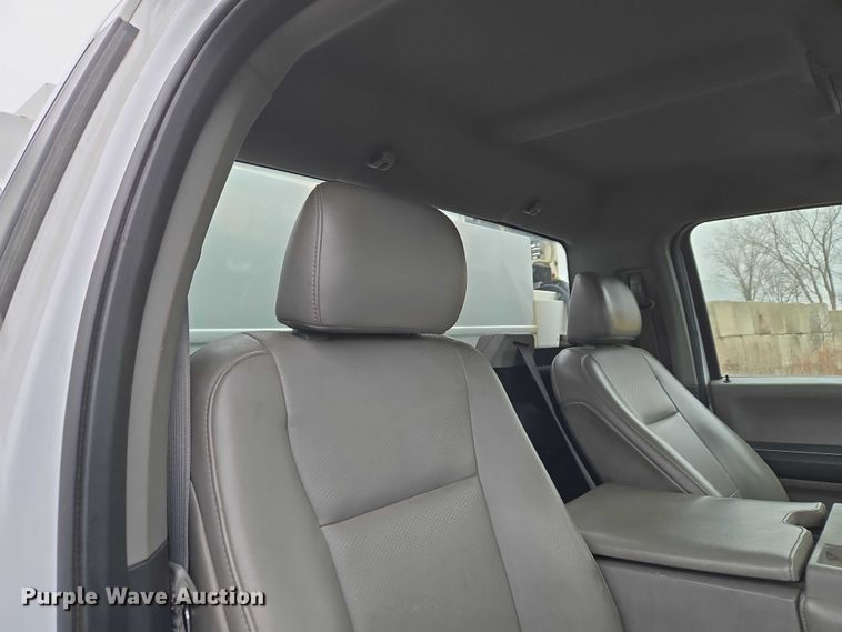 image for item ET1414 2019 Ford F550 Super Duty utility / service truck