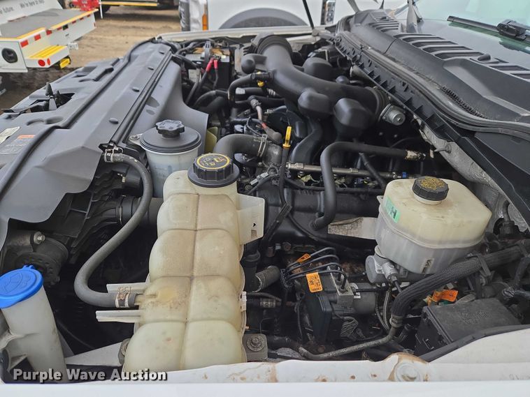 image for item ET1414 2019 Ford F550 Super Duty utility / service truck