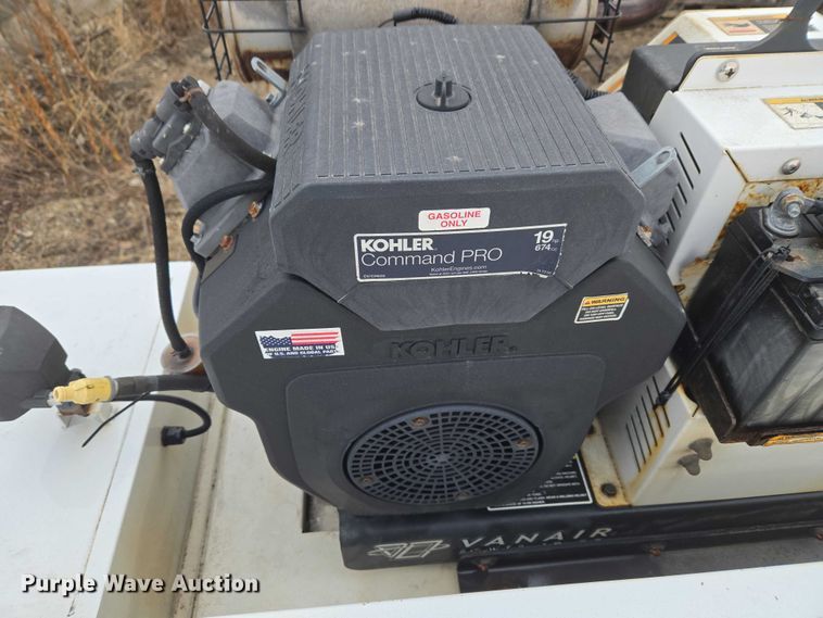 image for item ET1414 2019 Ford F550 Super Duty utility / service truck