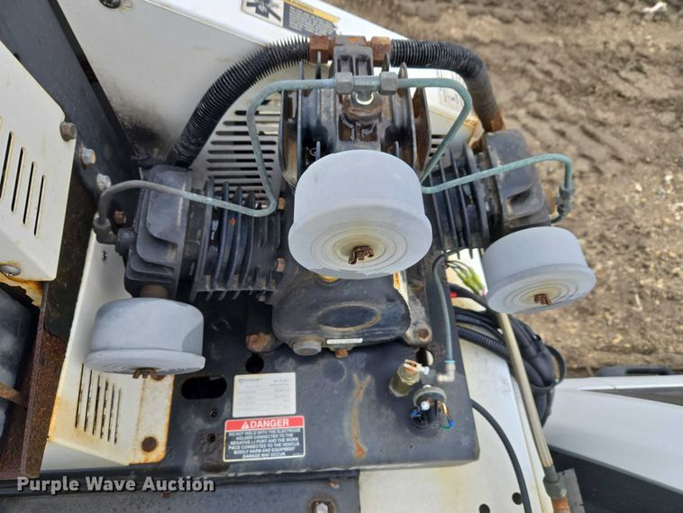 image for item ET1414 2019 Ford F550 Super Duty utility / service truck