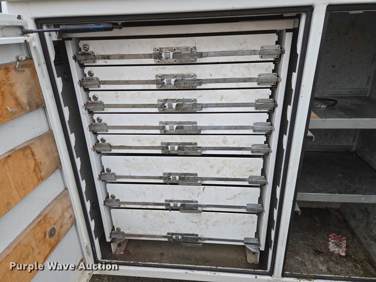 image for item ET1415 2020 Ford F550 Super Duty utility / service truck