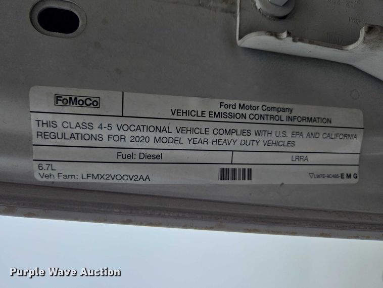 image for item ET1415 2020 Ford F550 Super Duty utility / service truck