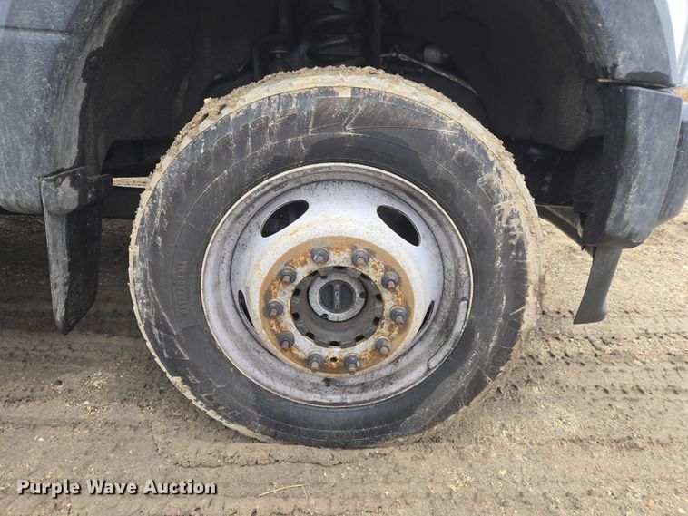 image for item ET1415 2020 Ford F550 Super Duty utility / service truck