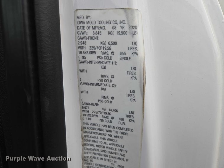 image for item ET1415 2020 Ford F550 Super Duty utility / service truck