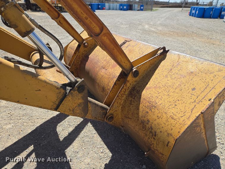 image for item ET1468 Case 480F backhoe