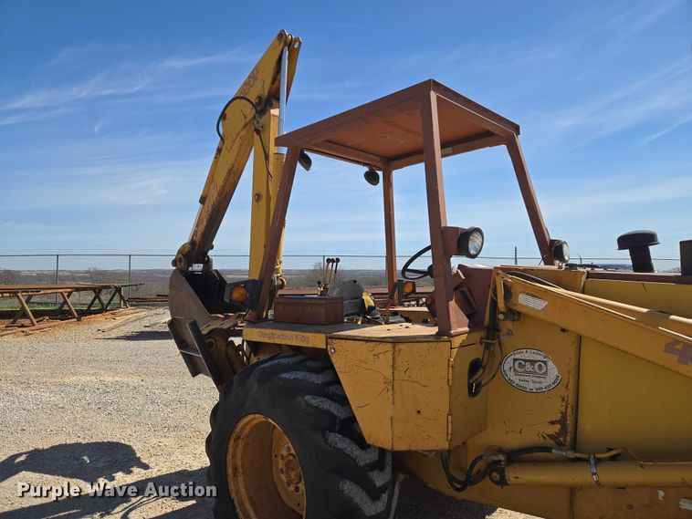 image for item ET1468 Case 480F backhoe