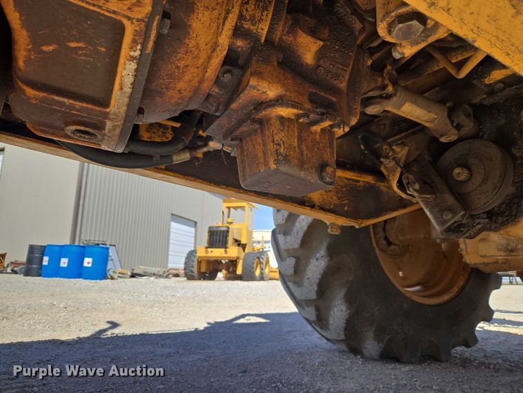 image for item ET1468 Case 480F backhoe