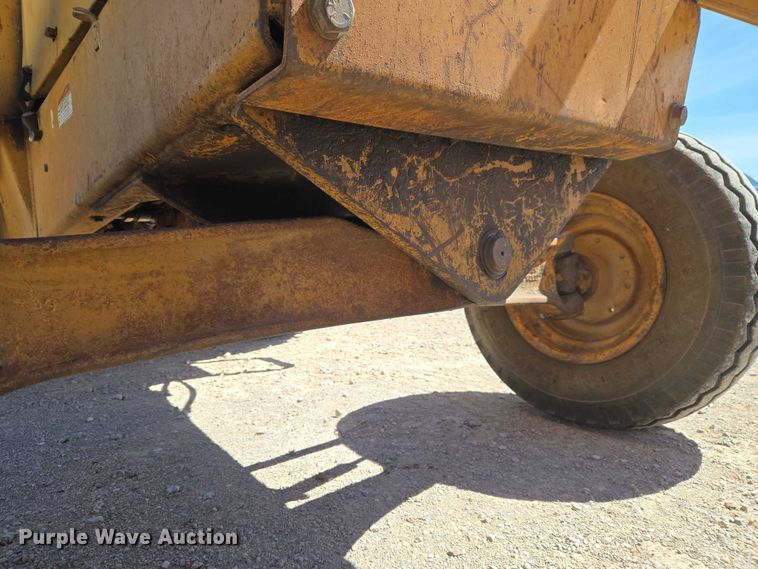 image for item ET1468 Case 480F backhoe