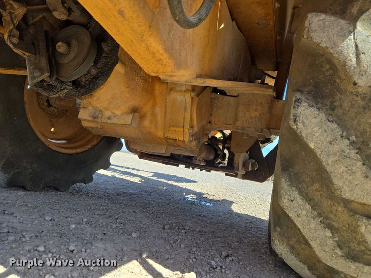 image for item ET1468 Case 480F backhoe
