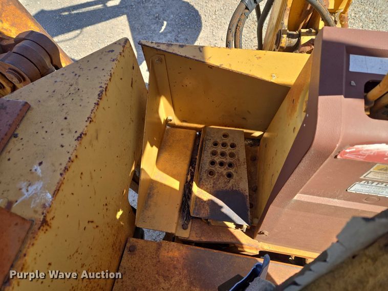 image for item ET1468 Case 480F backhoe