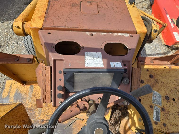 image for item ET1468 Case 480F backhoe