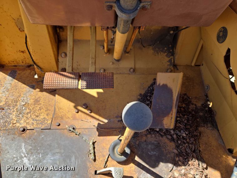 image for item ET1468 Case 480F backhoe