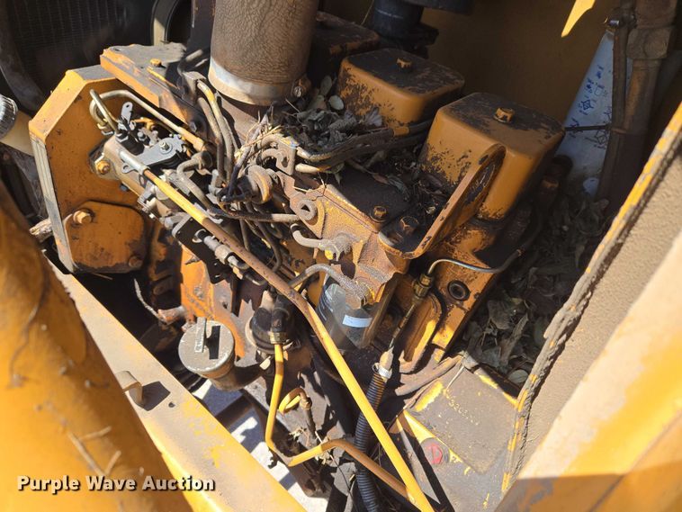 image for item ET1468 Case 480F backhoe