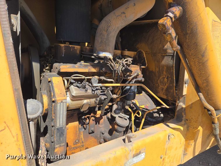 image for item ET1468 Case 480F backhoe