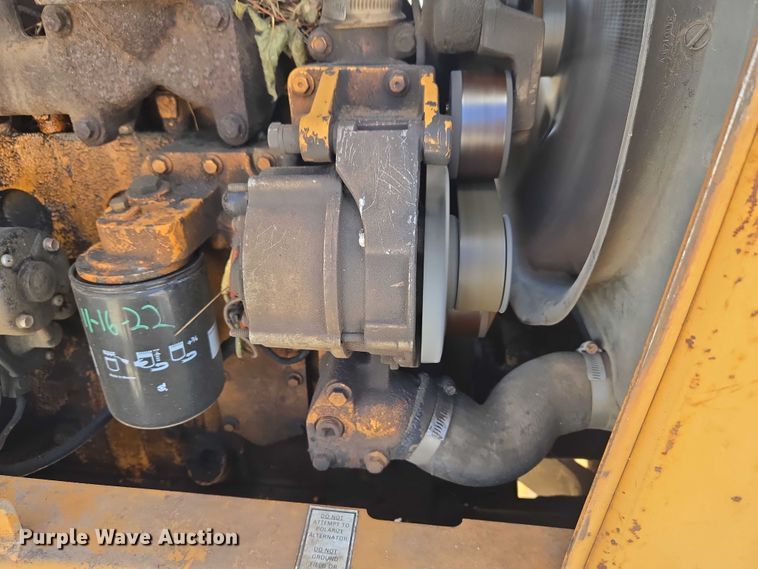 image for item ET1468 Case 480F backhoe