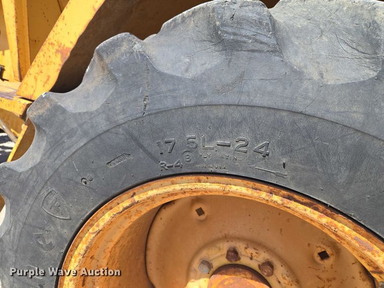 image for item ET1468 Case 480F backhoe