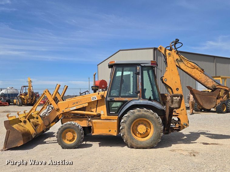 image for item ET1469 2000 Case 580 Super L backhoe