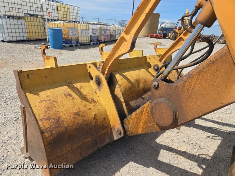 image for item ET1469 2000 Case 580 Super L backhoe