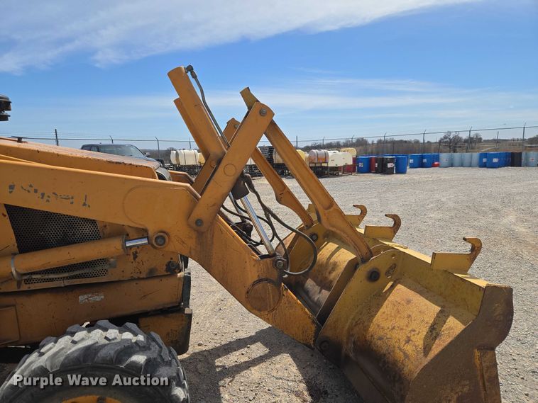 image for item ET1469 2000 Case 580 Super L backhoe