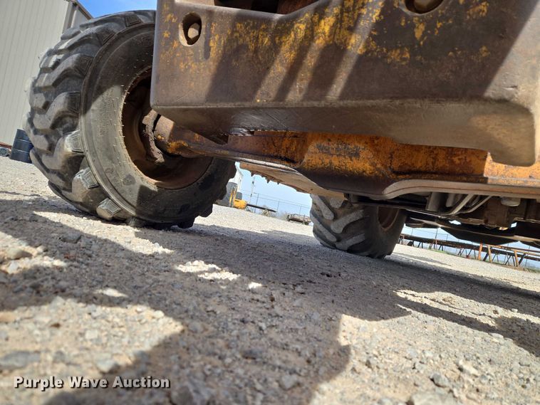 image for item ET1469 2000 Case 580 Super L backhoe