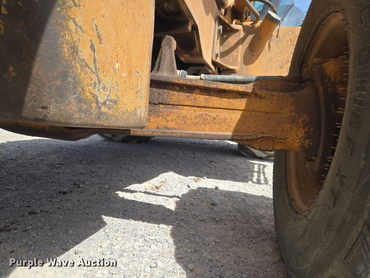 image for item ET1469 2000 Case 580 Super L backhoe