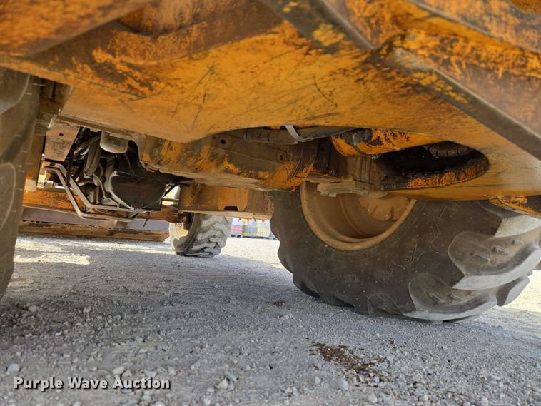 image for item ET1469 2000 Case 580 Super L backhoe