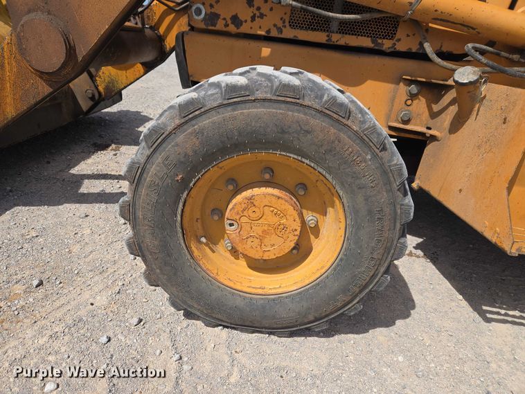 image for item ET1469 2000 Case 580 Super L backhoe