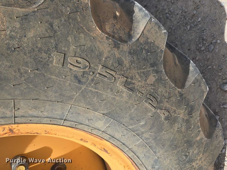 image for item ET1469 2000 Case 580 Super L backhoe
