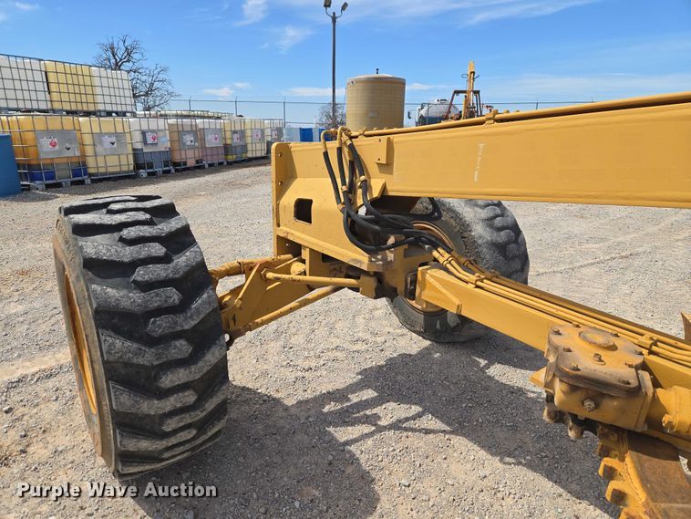 image for item ET1470 1993 Fiatallis 65-B rigid frame motor grader